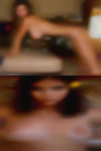 Swinger looking for some Windsor naked girls Canada.