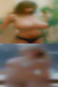 Thick women hook girls to fuck that love up!