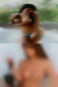 Naked woman an personal hung.